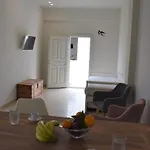 Апартаменты De_naxia *